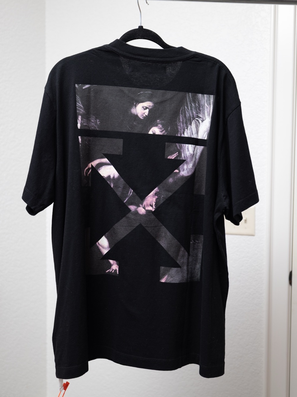 NWT - Off White Caravaggio Arrow T-Shirt - Large